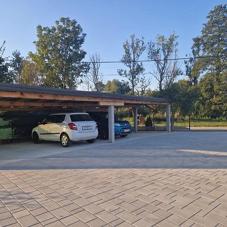 House Boketto Hotel Кореница Екстериор снимка