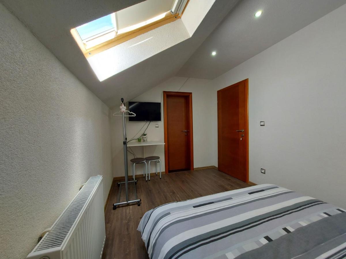 House Boketto Hotel Кореница Екстериор снимка