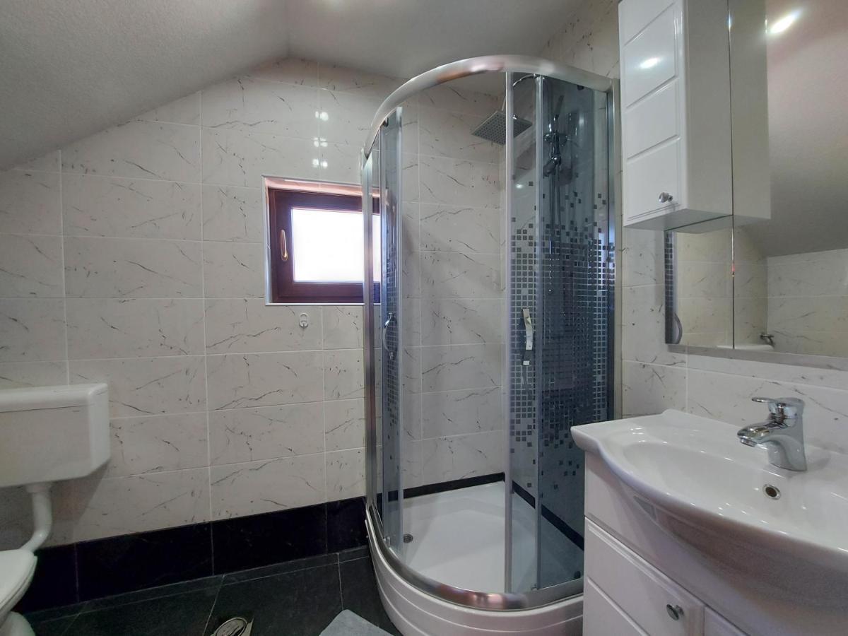 House Boketto Hotel Кореница Екстериор снимка