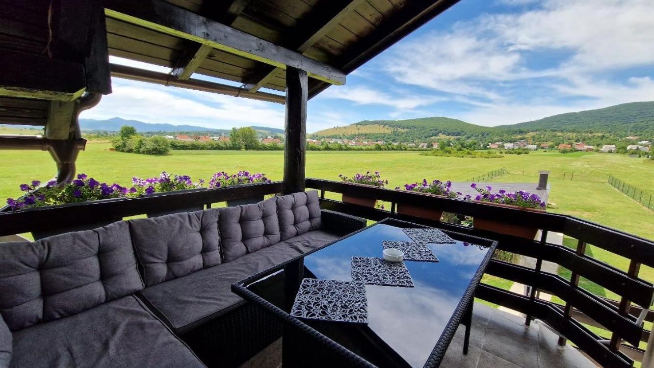 House Boketto Hotel Кореница Екстериор снимка