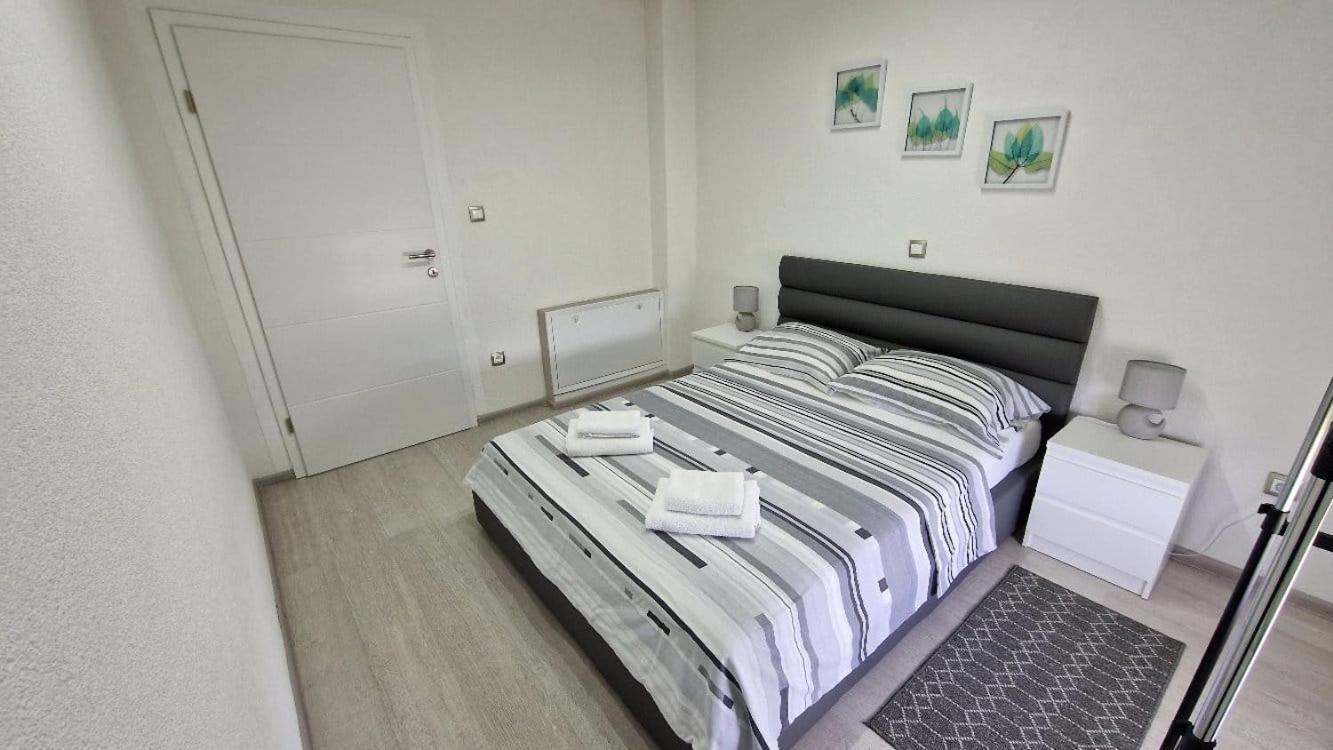 House Boketto Hotel Кореница Екстериор снимка
